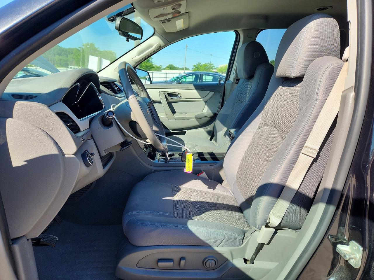 2014 CHEVROLET TRAVERSE LT photo 13