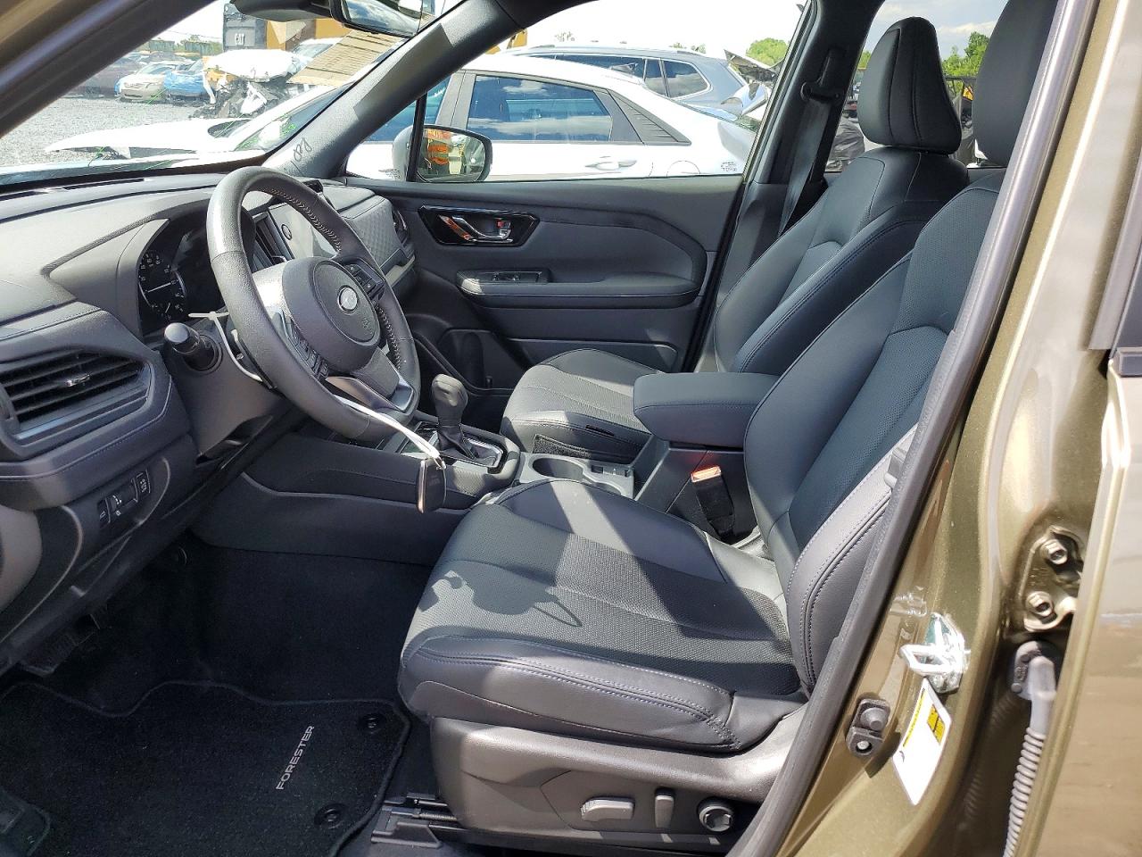 2025 SUBARU FORESTER LIMITED photo 13