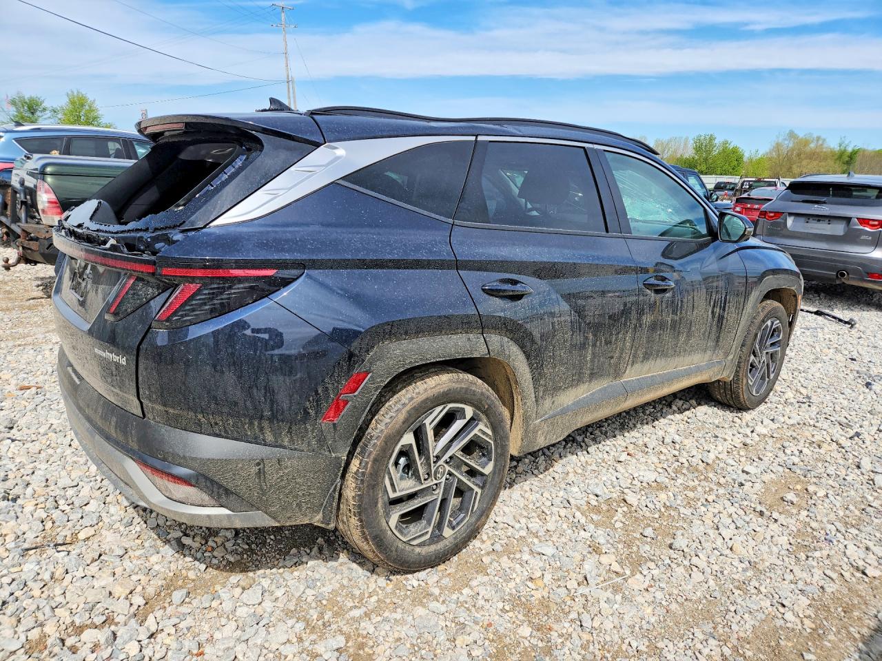 2026 HYUNDAI TUCSON LIMITED photo 3