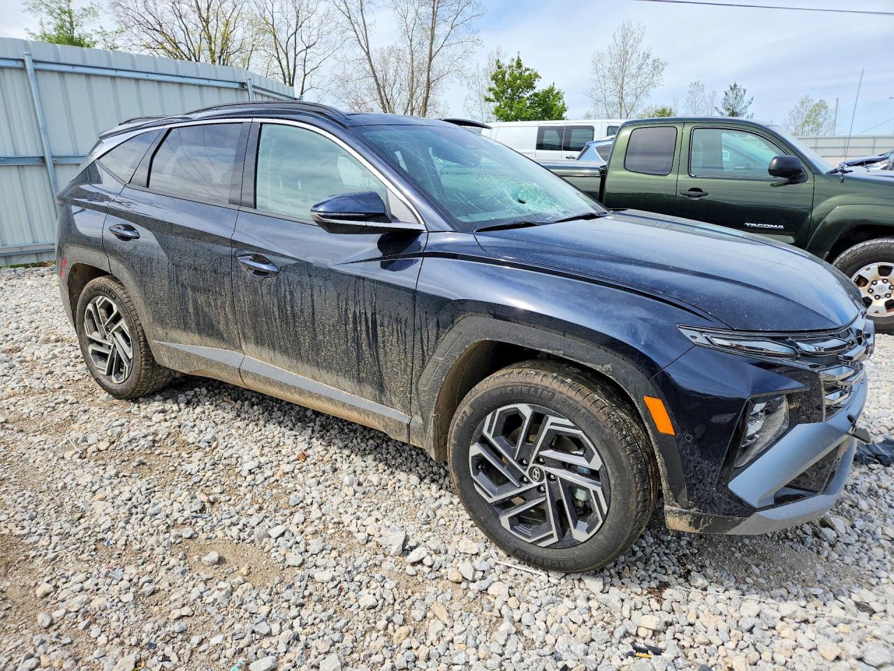 2026 HYUNDAI TUCSON LIMITED photo 4