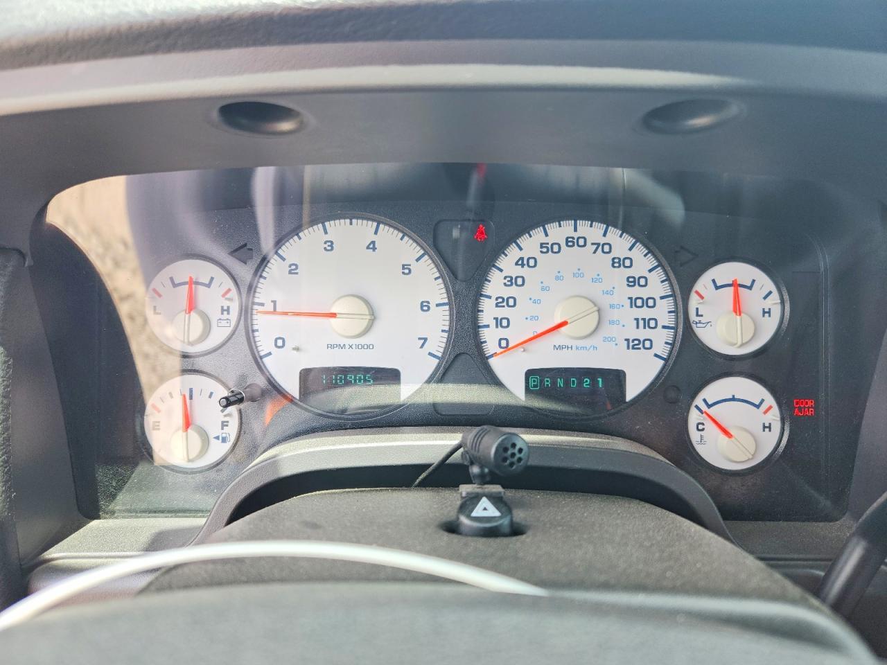 2004 DODGE RAM 1500 ST photo 9
