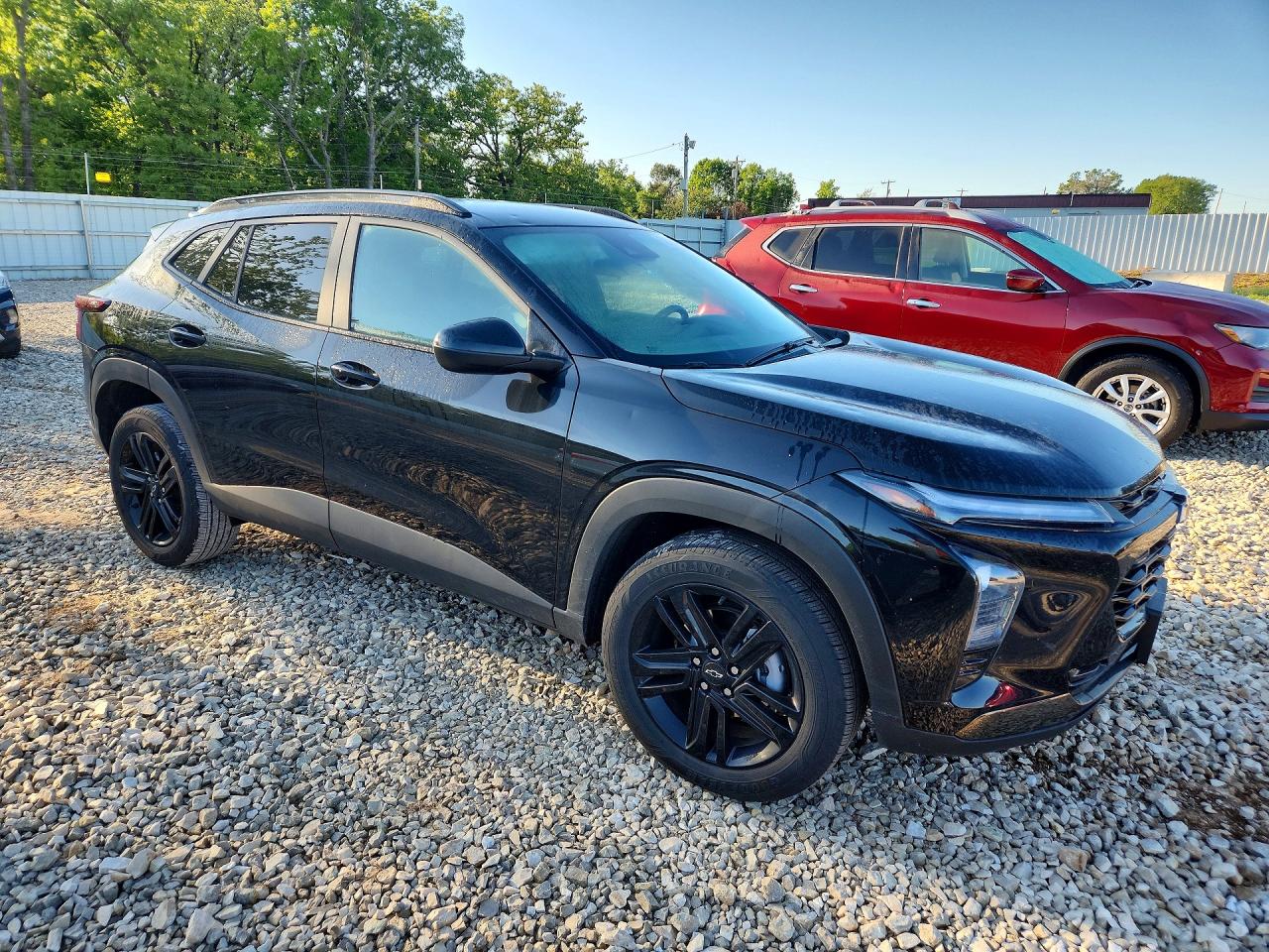2025 CHEVROLET TRAX ACTIV photo 4