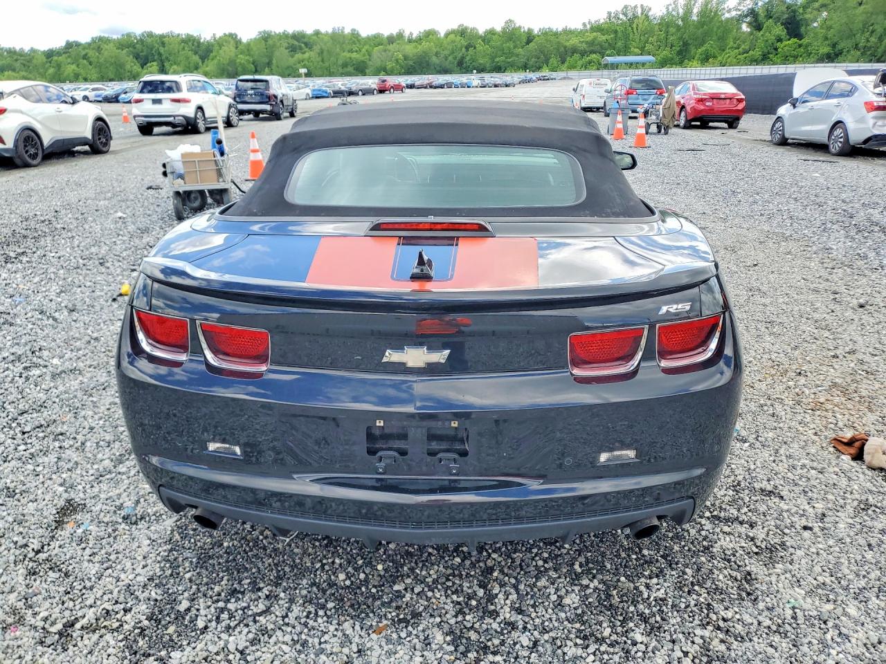 2011 CHEVROLET CAMARO LT photo 11