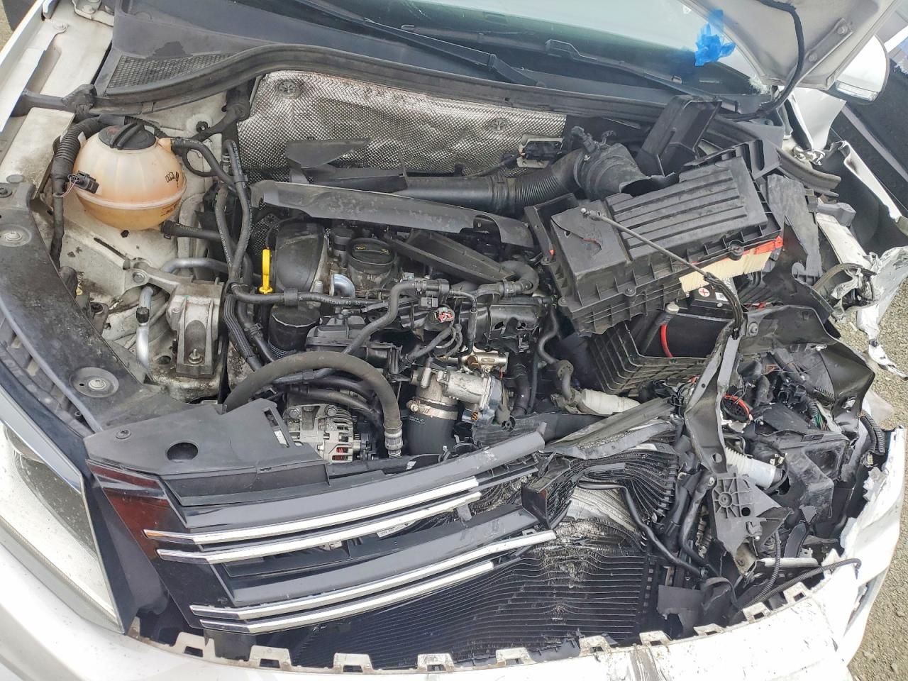 2016 VOLKSWAGEN TIGUAN S photo 23