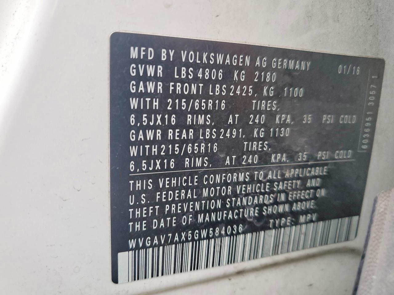 2016 VOLKSWAGEN TIGUAN S photo 25