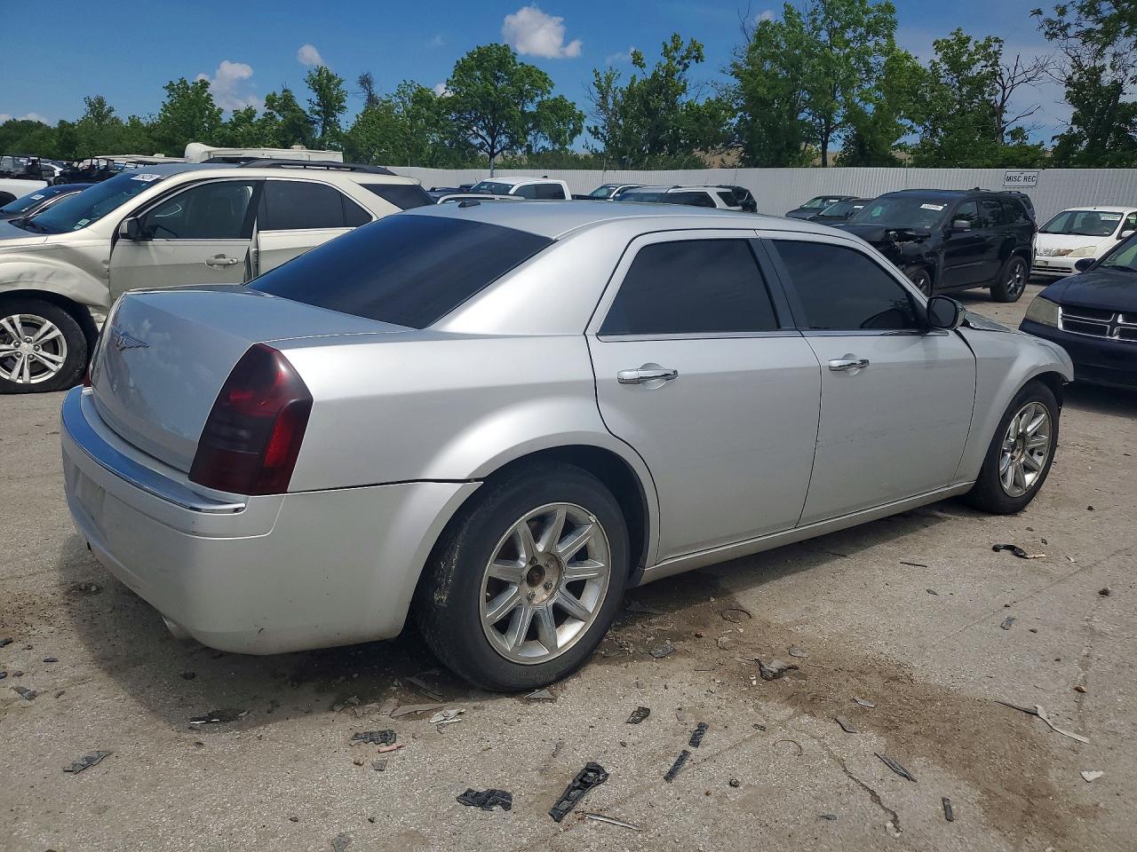 2007 CHRYSLER 300C photo 5