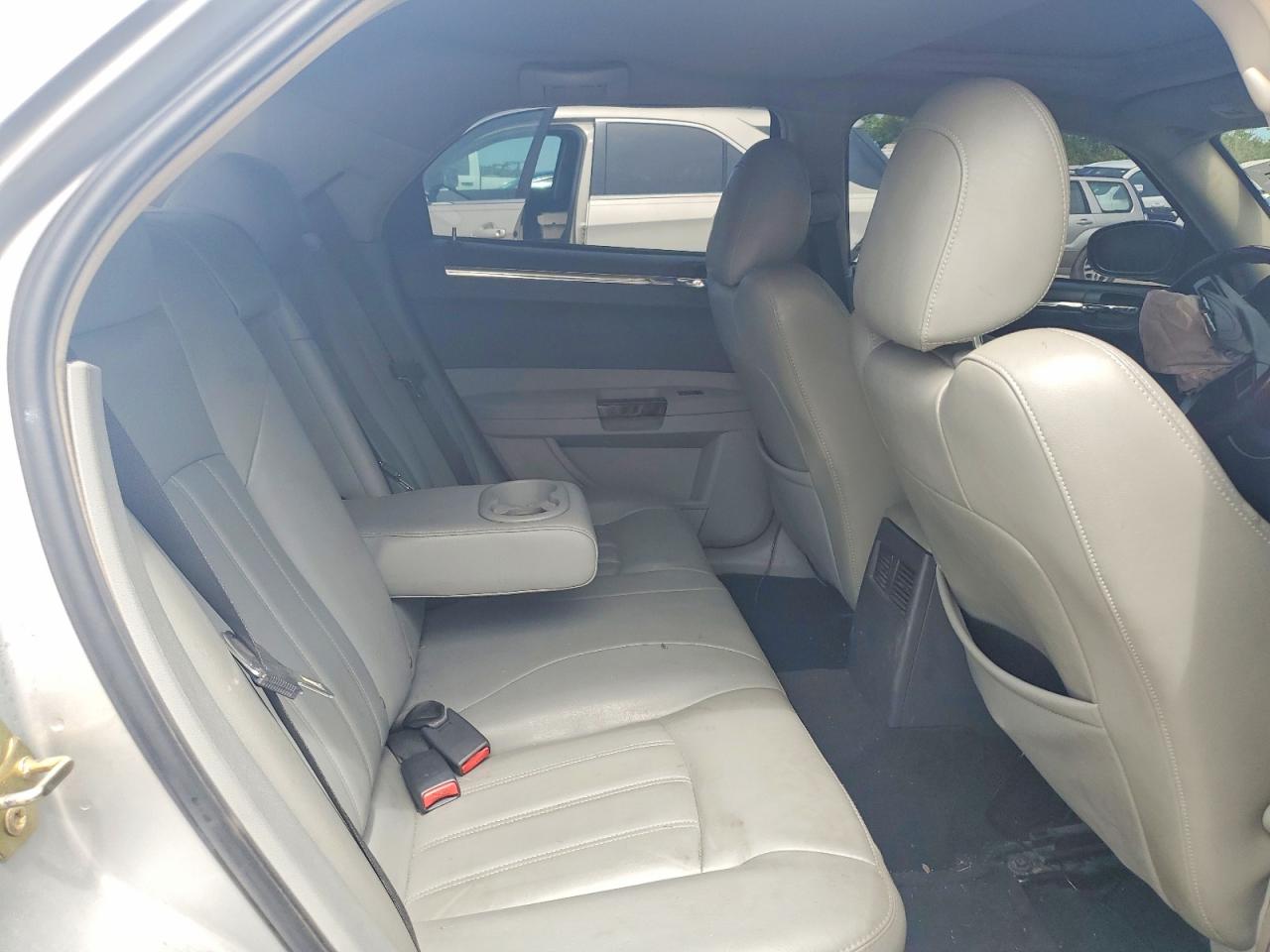 2007 CHRYSLER 300C photo 19