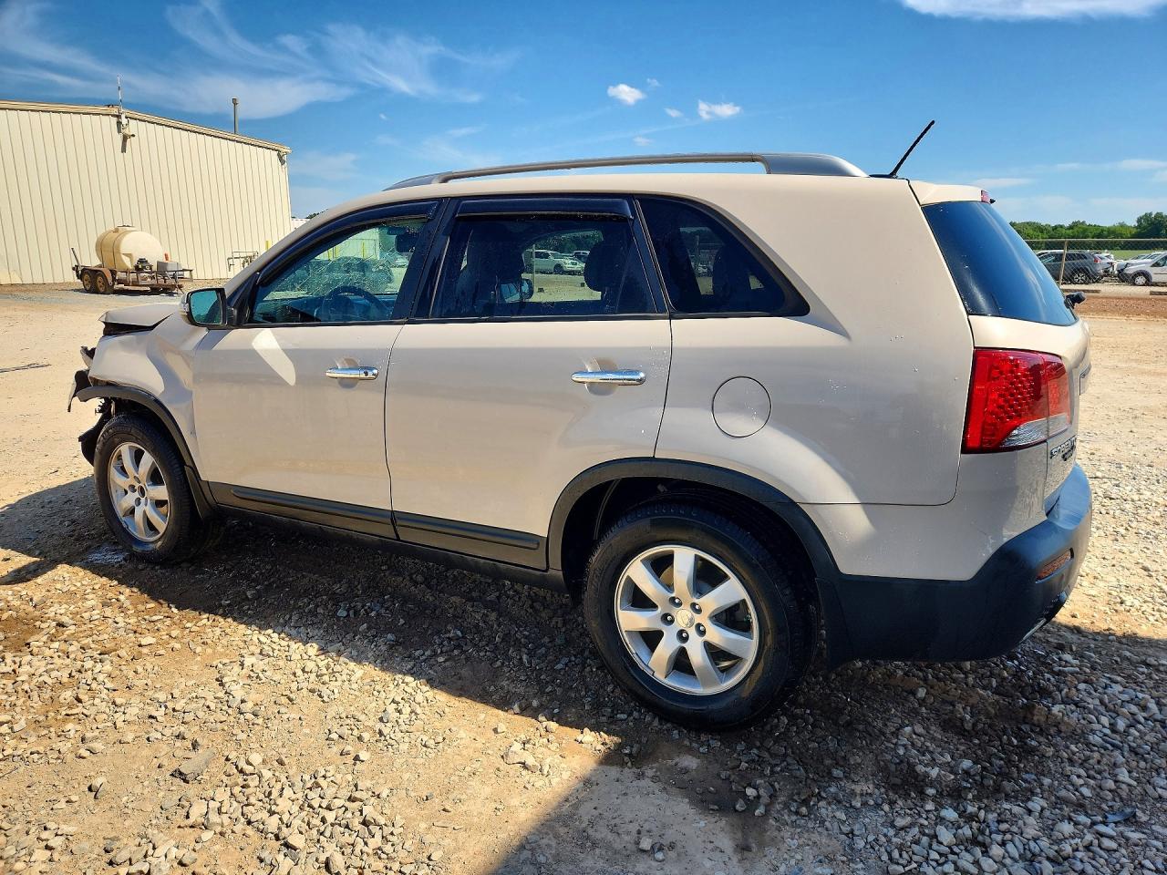 2011 KIA SORENTO LX photo 2
