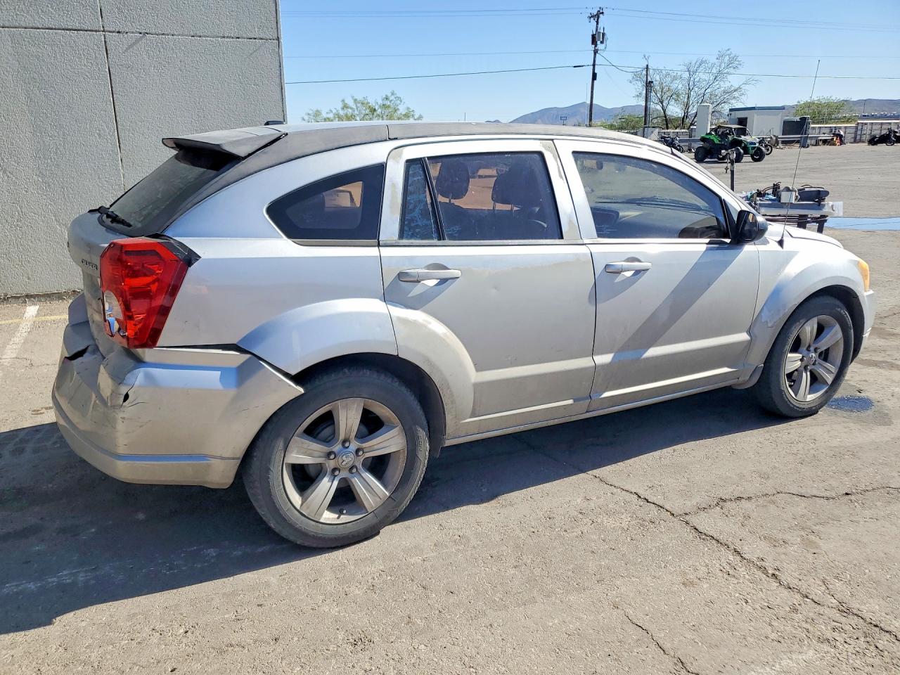 2010 DODGE CALIBER SXT photo 3