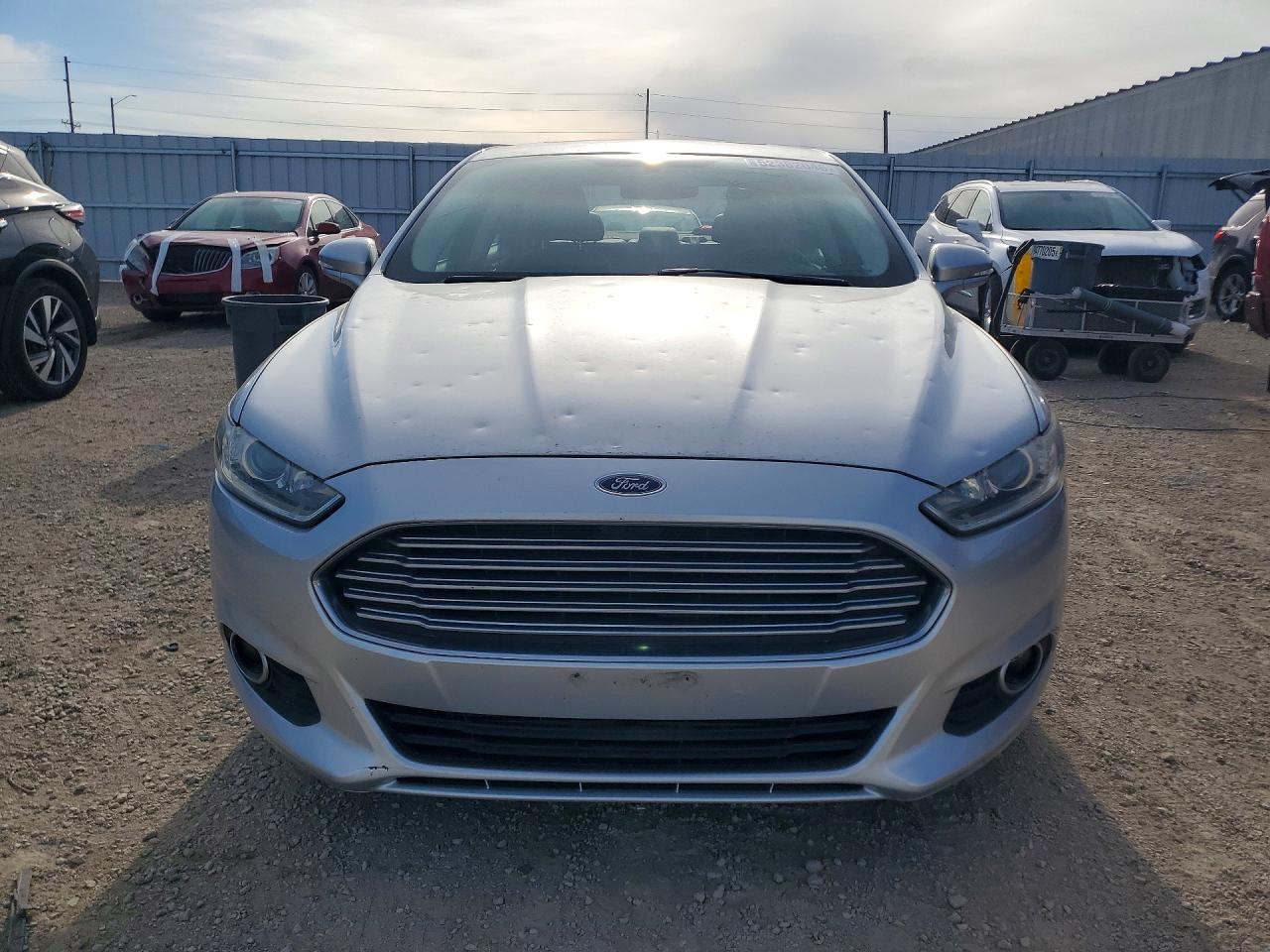 2014 FORD FUSION photo 13