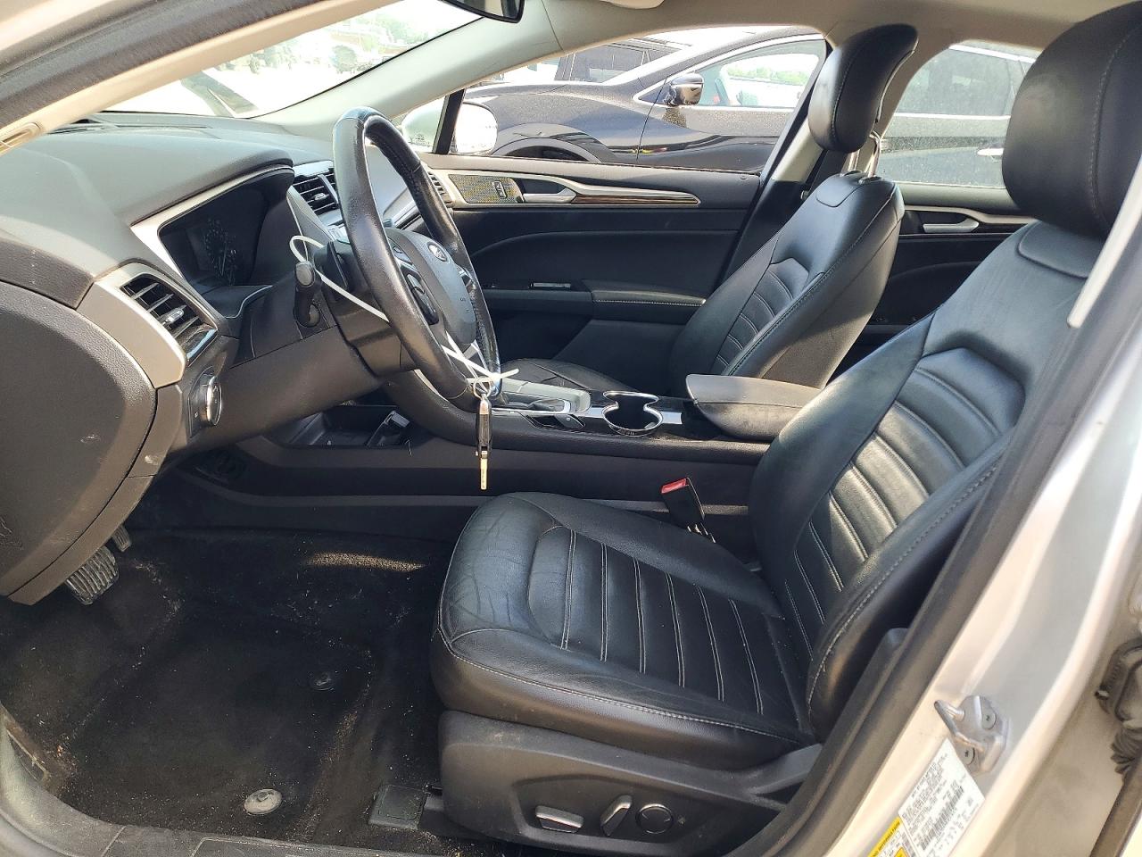 2014 FORD FUSION photo 19