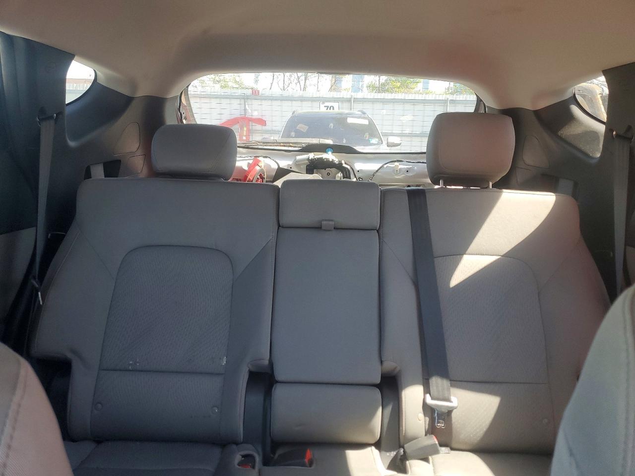 2017 HYUNDAI SANTA FE SPORT 2.4L photo 19