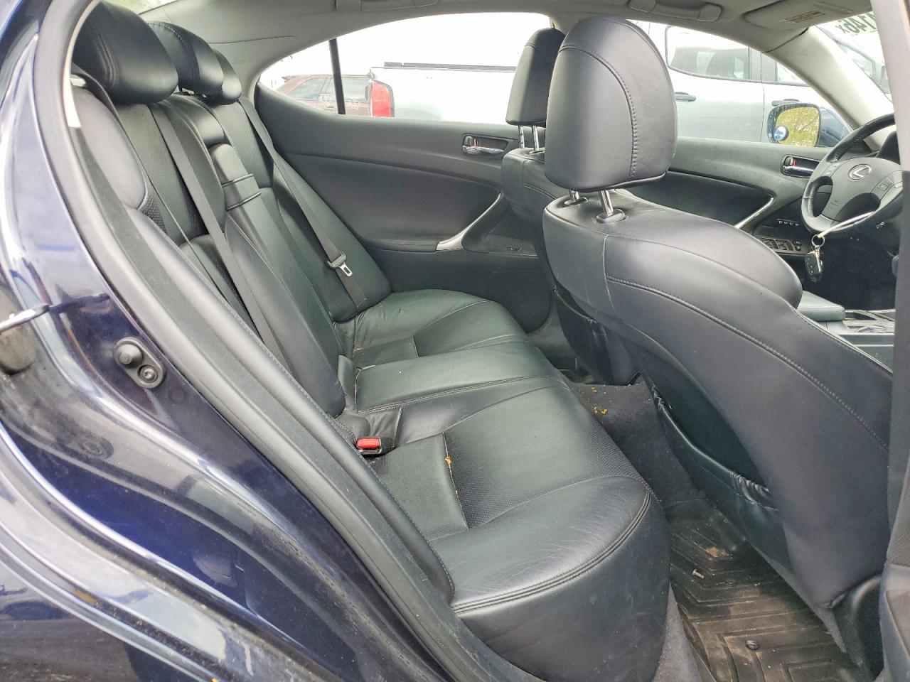 2008 LEXUS IS 250 photo 28