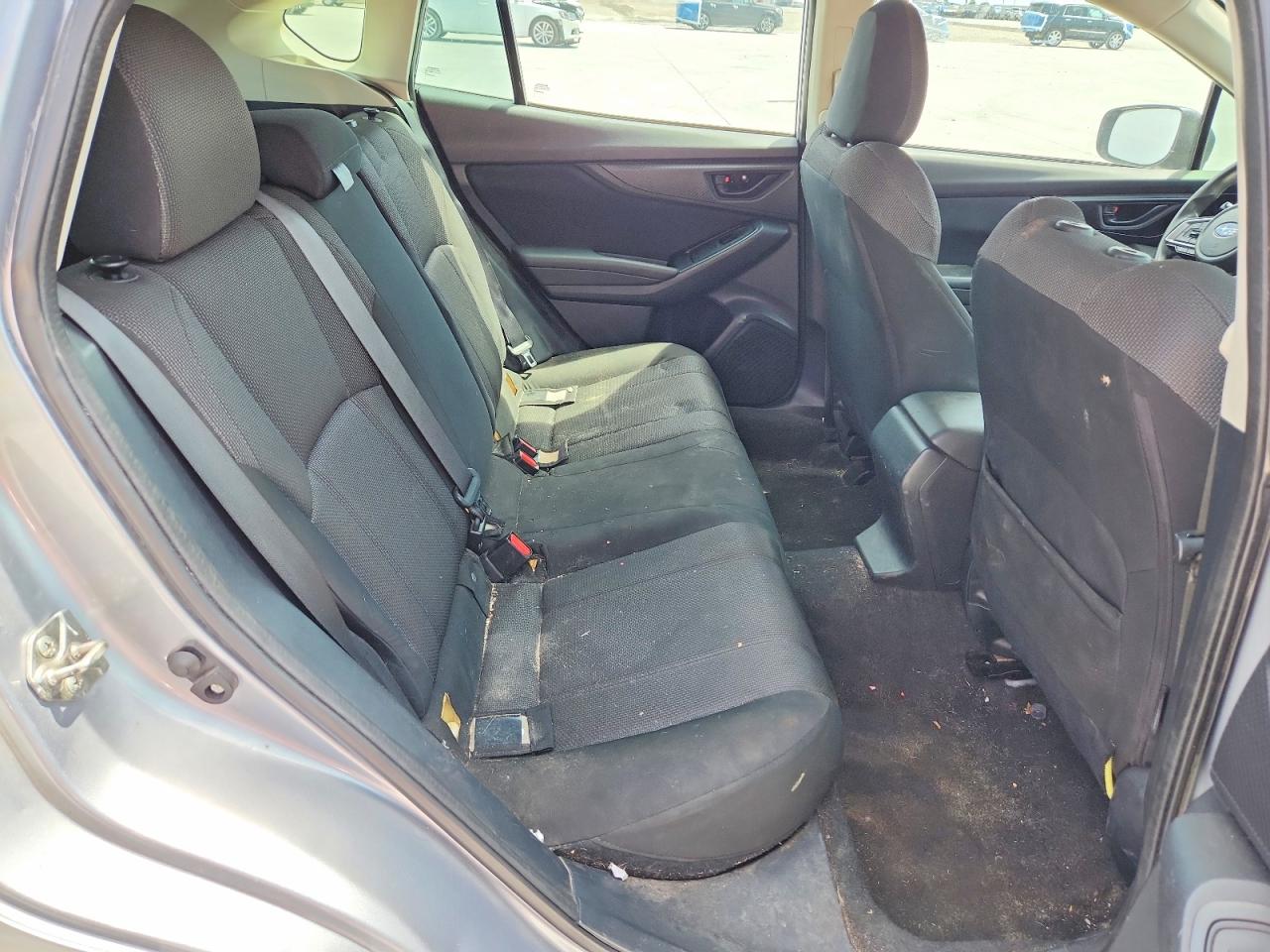 2019 SUBARU IMPREZA photo 28
