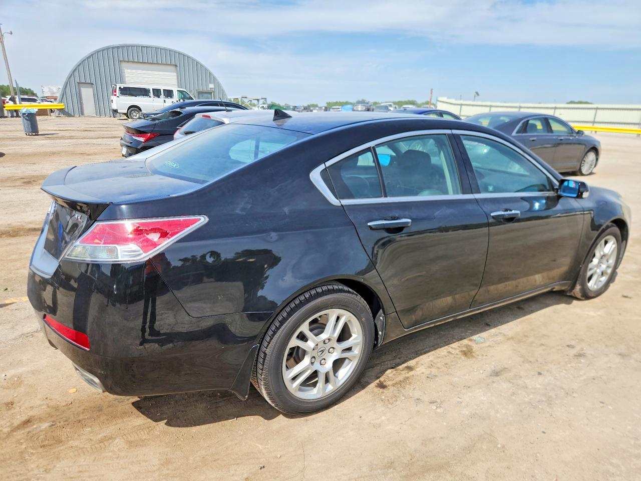 2011 ACURA TL photo 3