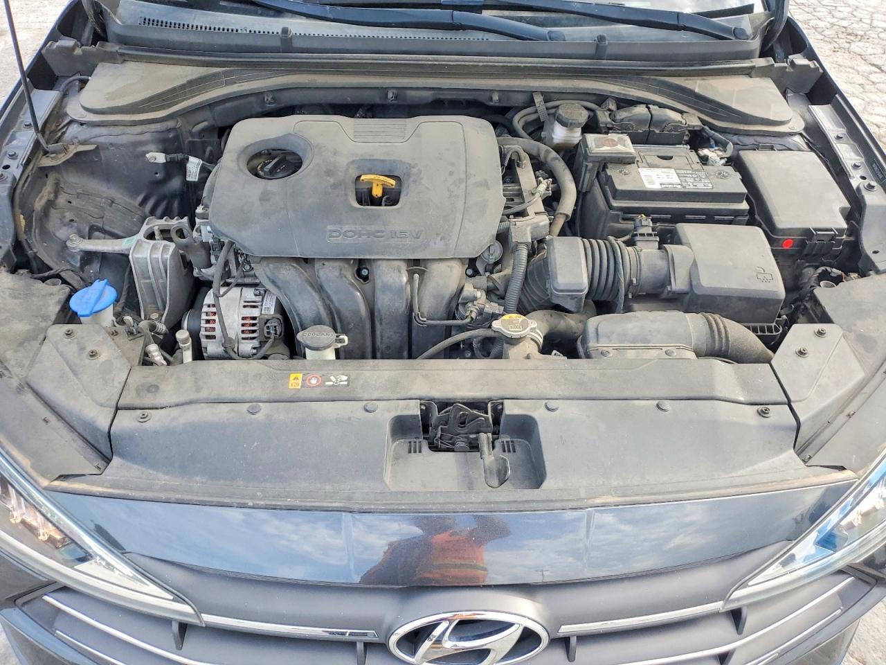2020 HYUNDAI ELANTRA SEL photo 31