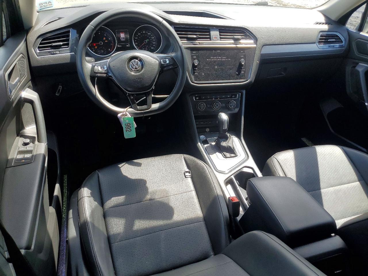 2020 VOLKSWAGEN TIGUAN SE photo 22