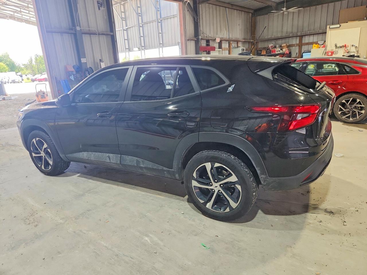 2025 CHEVROLET TRAX 1RS photo 3