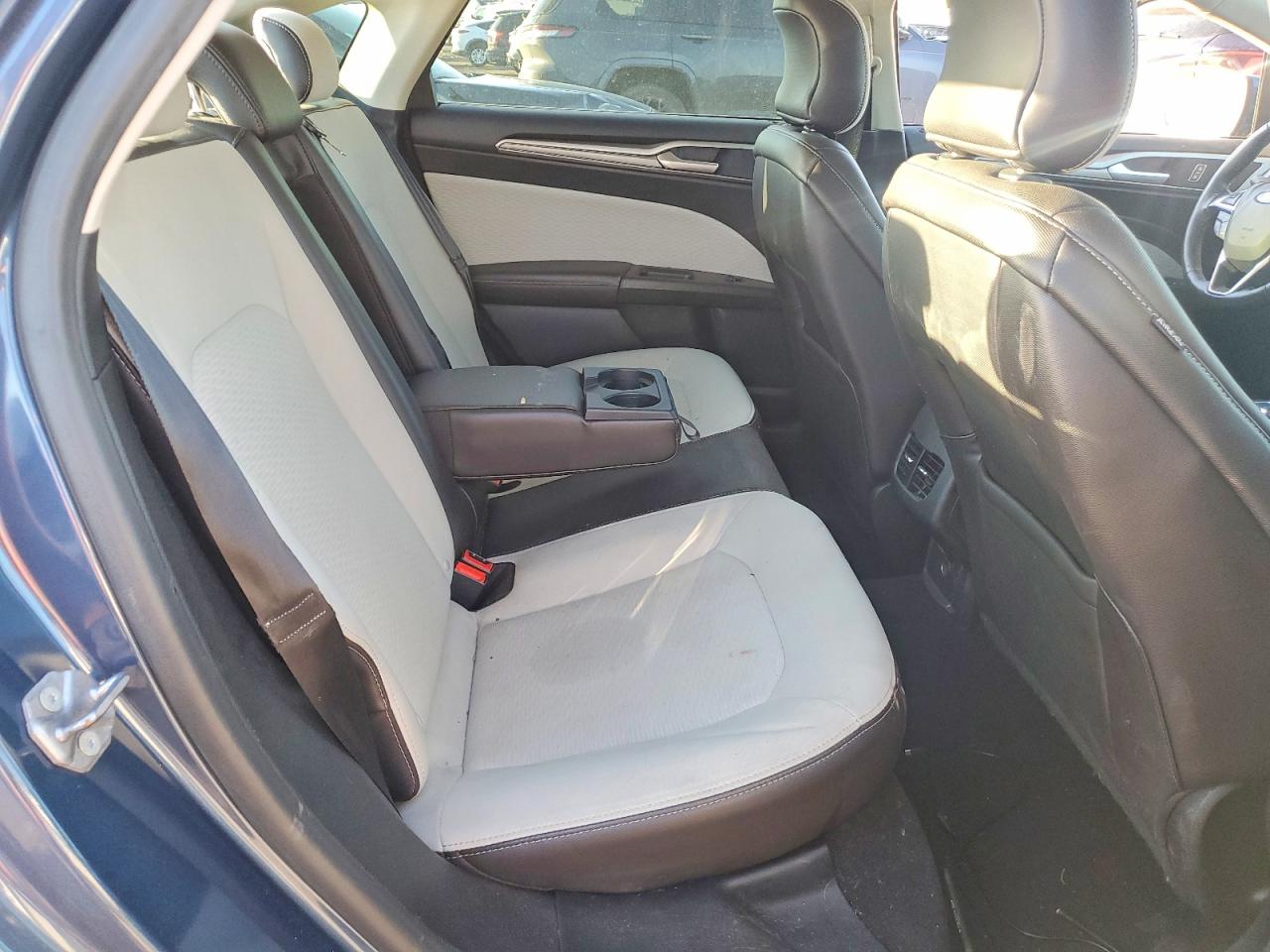 2019 FORD FUSION SE photo 28
