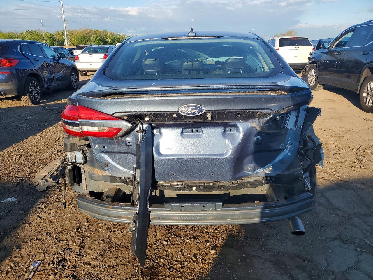 2019 FORD FUSION SE photo 16