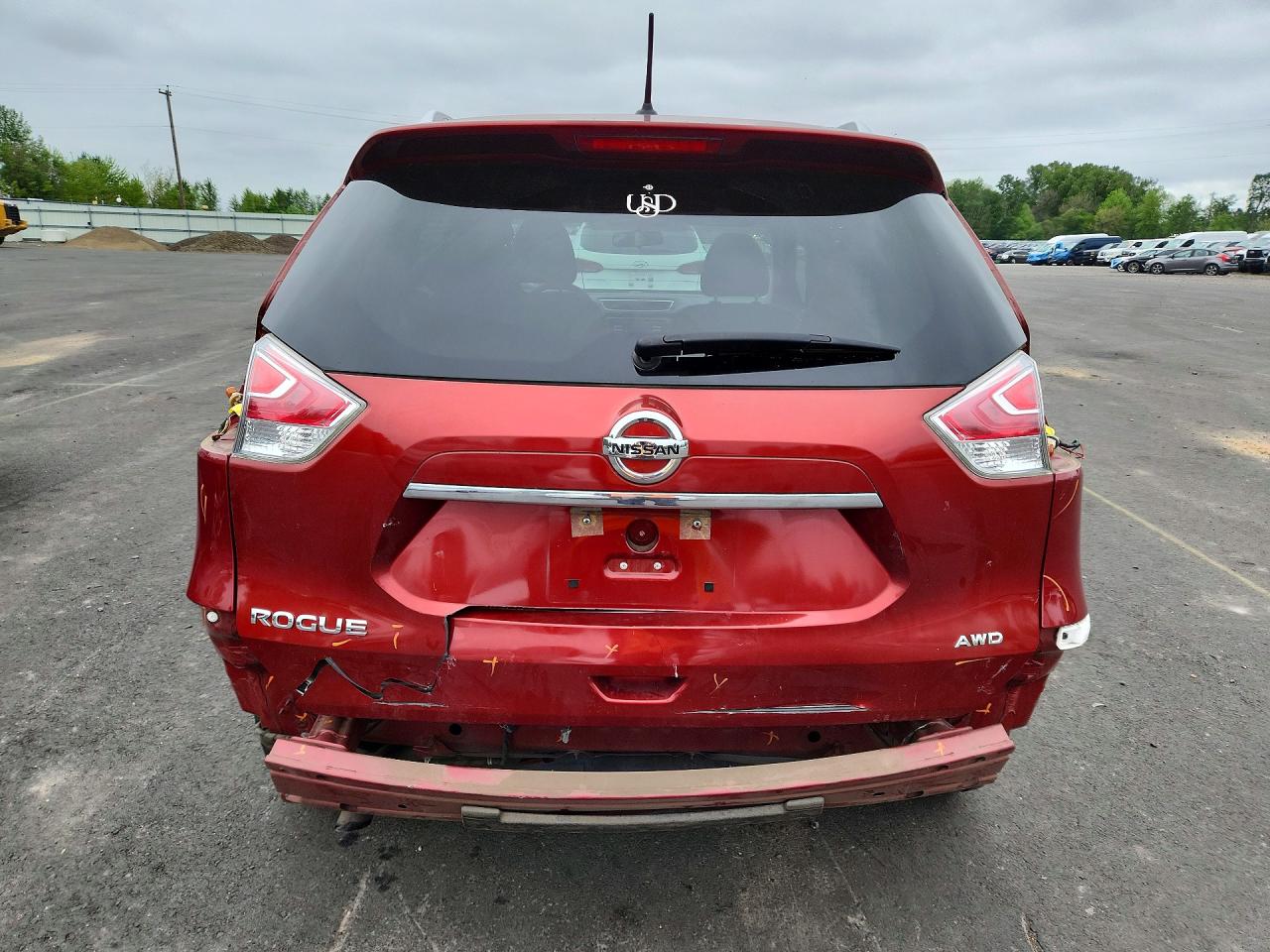 2016 NISSAN ROGUE S photo 11