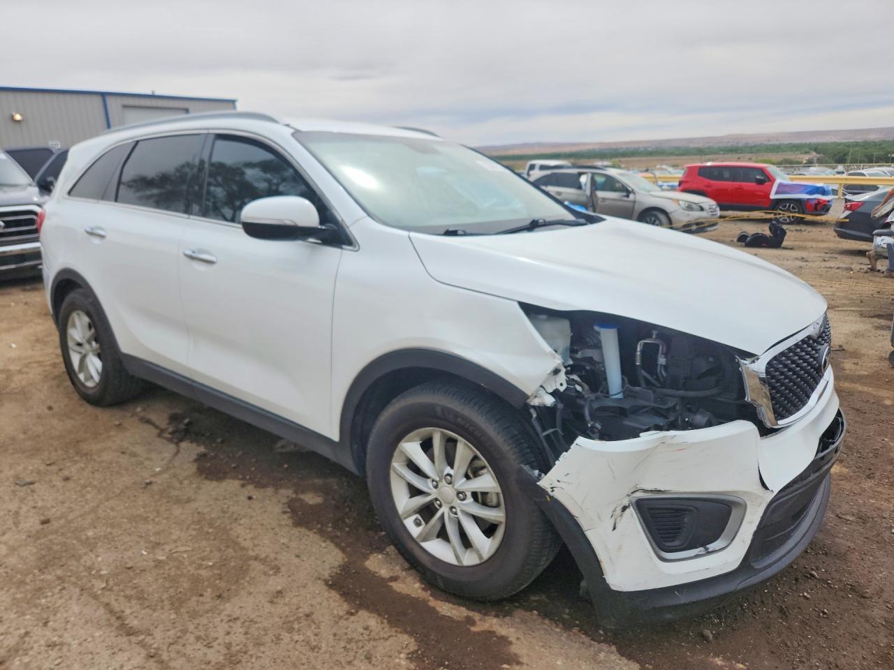 2016 KIA SORENTO LX photo 7