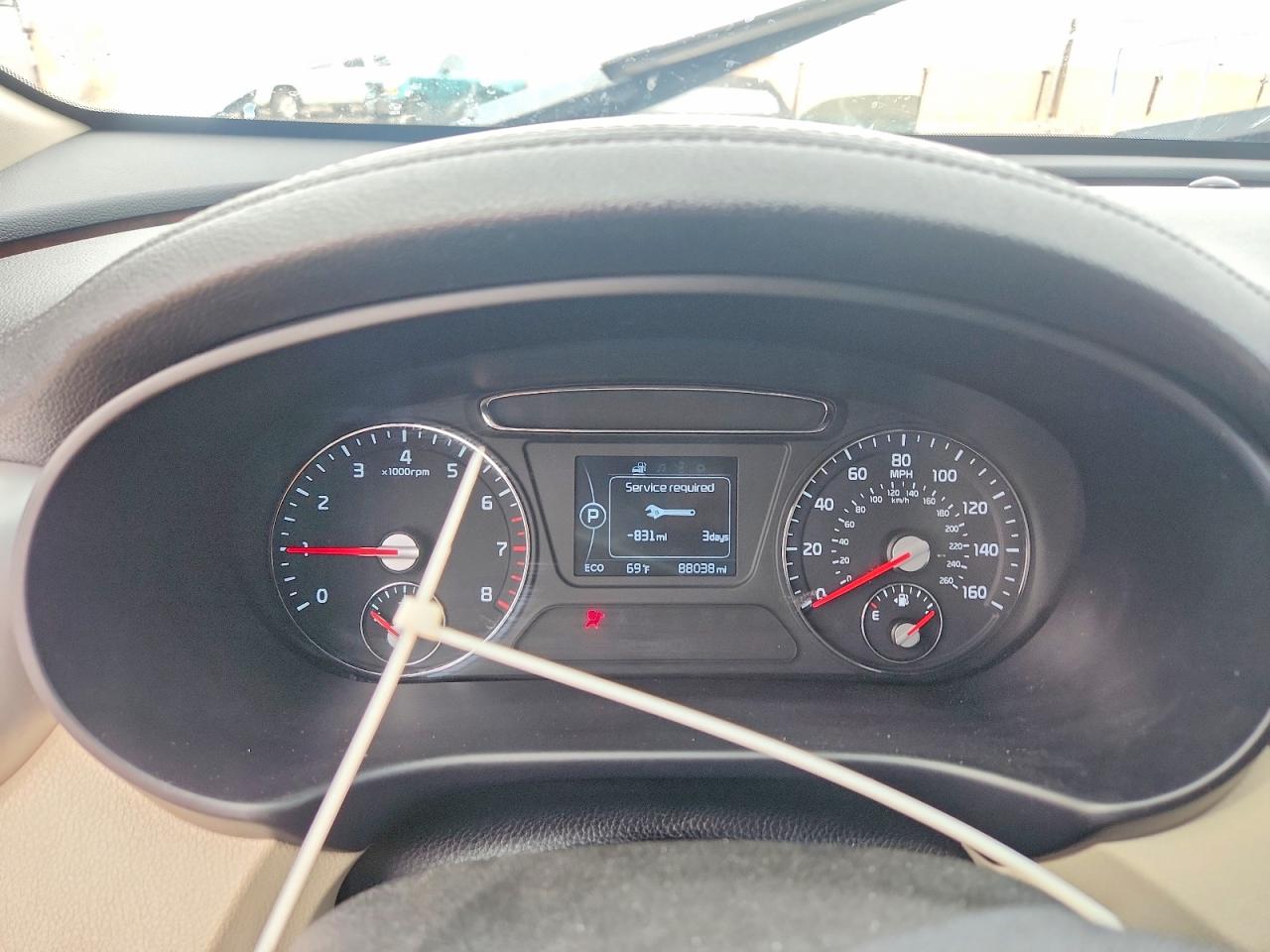 2016 KIA SORENTO LX photo 17