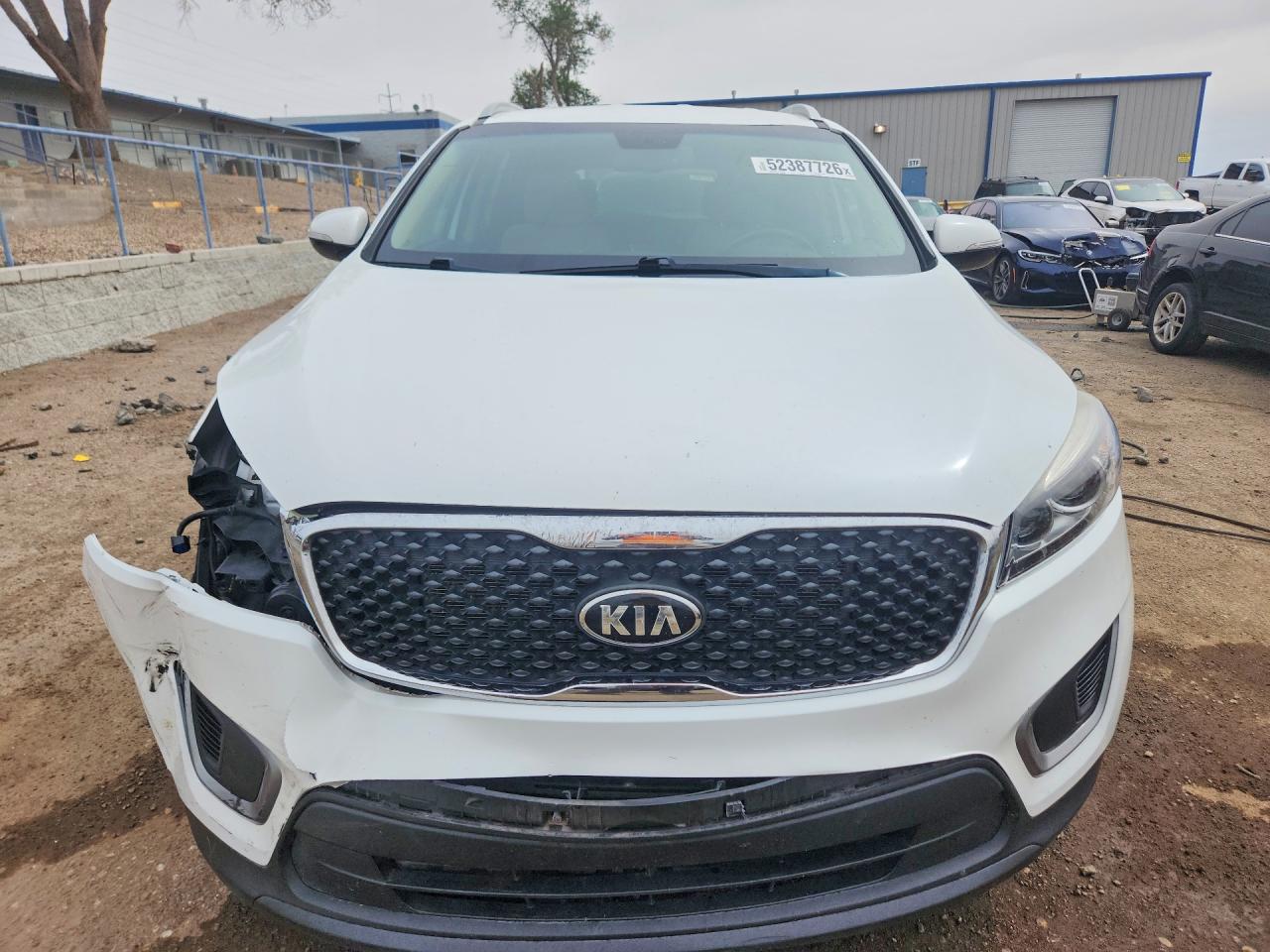 2016 KIA SORENTO LX photo 9