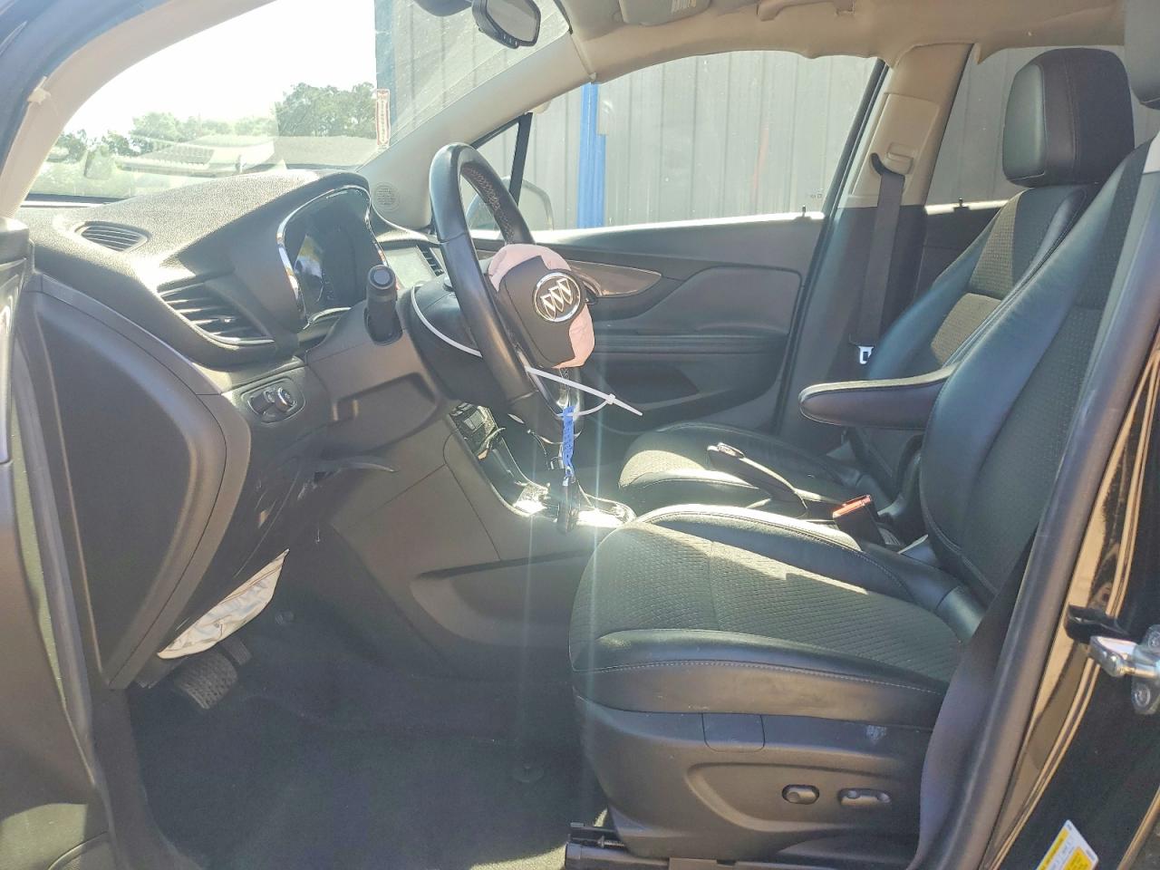 2017 BUICK ENCORE PREFERRED photo 7