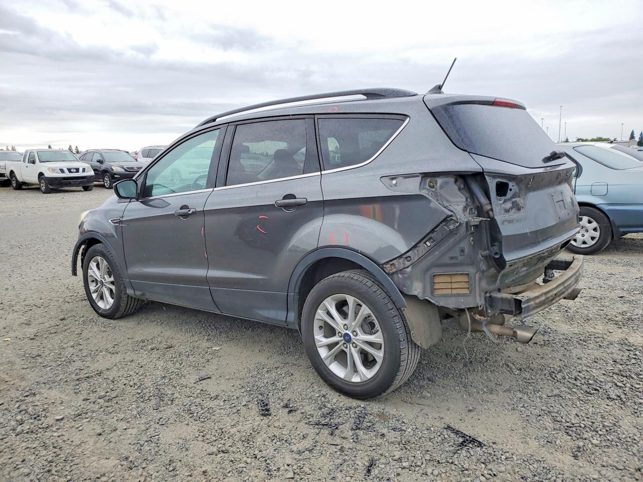 2018 FORD ESCAPE SEL photo 3
