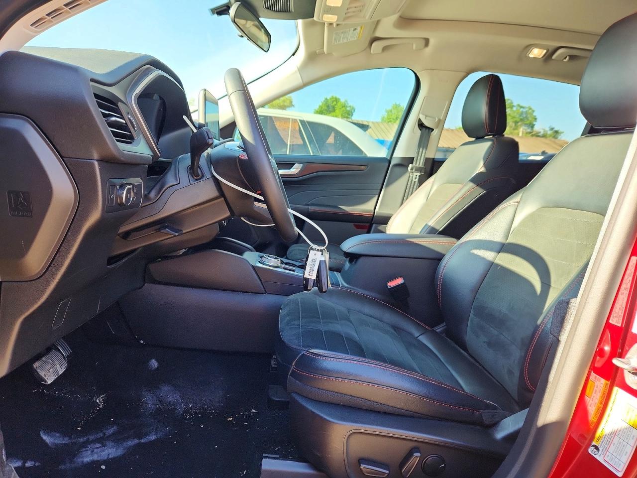 2022 FORD ESCAPE SEL photo 19