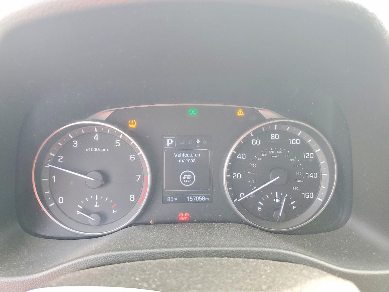 2017 HYUNDAI ELANTRA SE photo 9