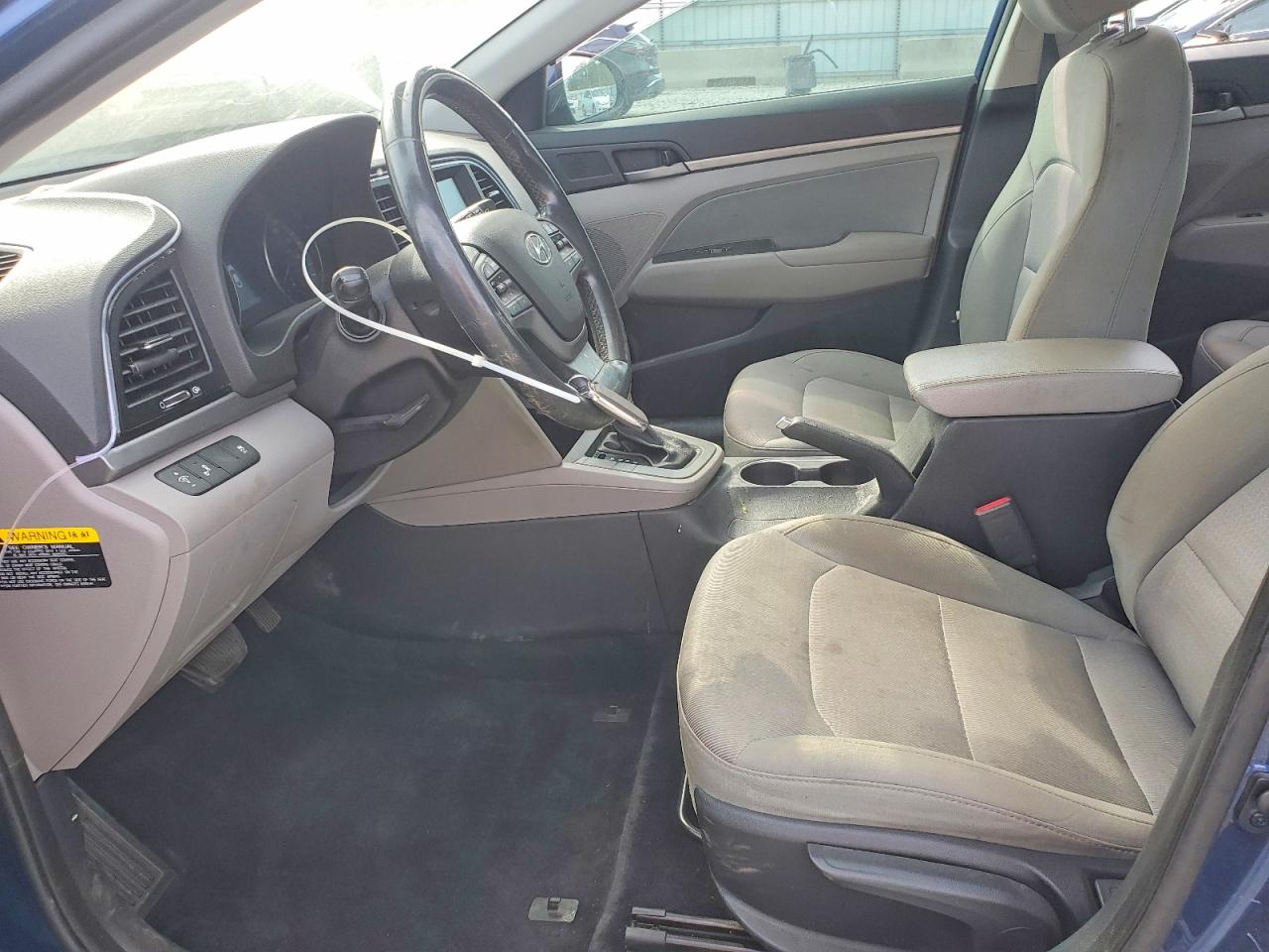 2017 HYUNDAI ELANTRA SE photo 7