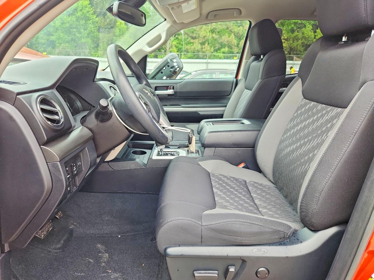 2018 TOYOTA TUNDRA SR5 photo 13