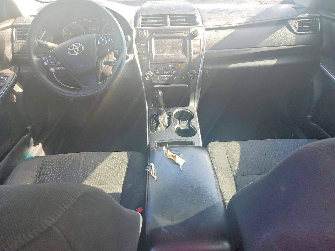2017 TOYOTA CAMRY LE photo 15