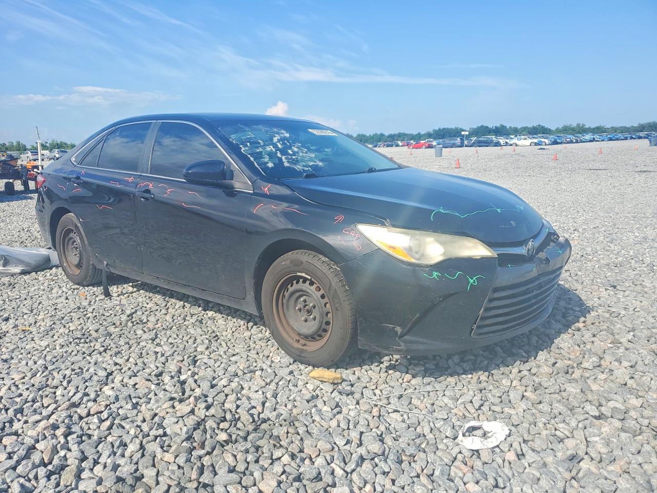 2017 TOYOTA CAMRY LE photo 7