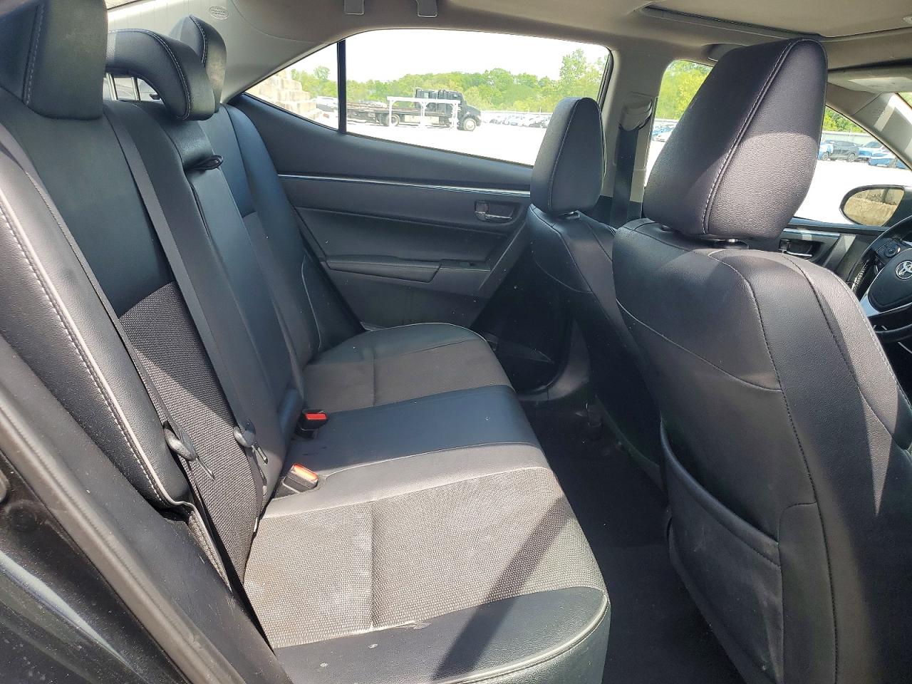 2015 TOYOTA COROLLA S PLUS photo 19
