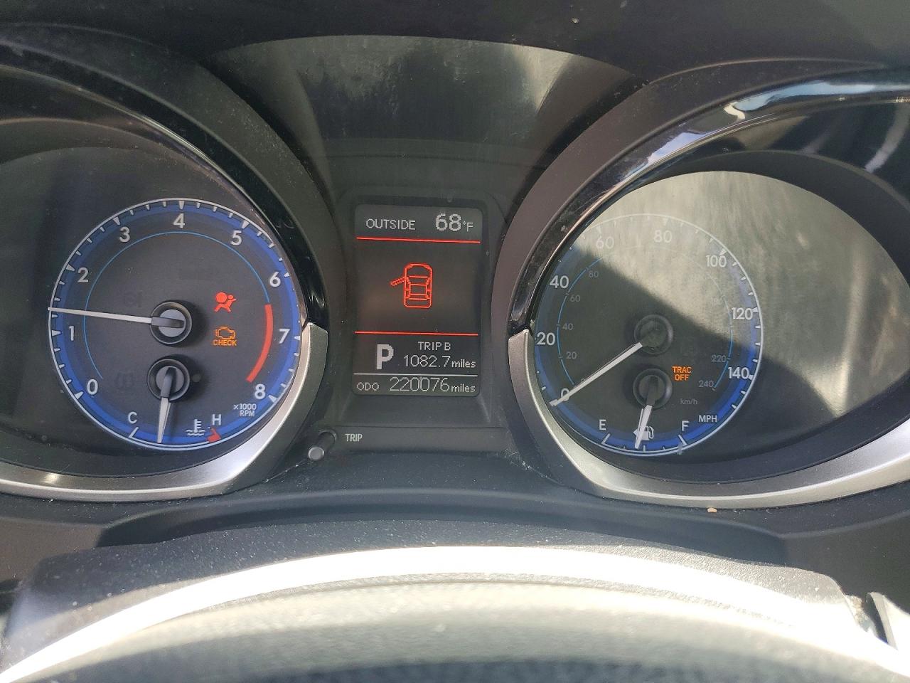 2015 TOYOTA COROLLA S PLUS photo 17
