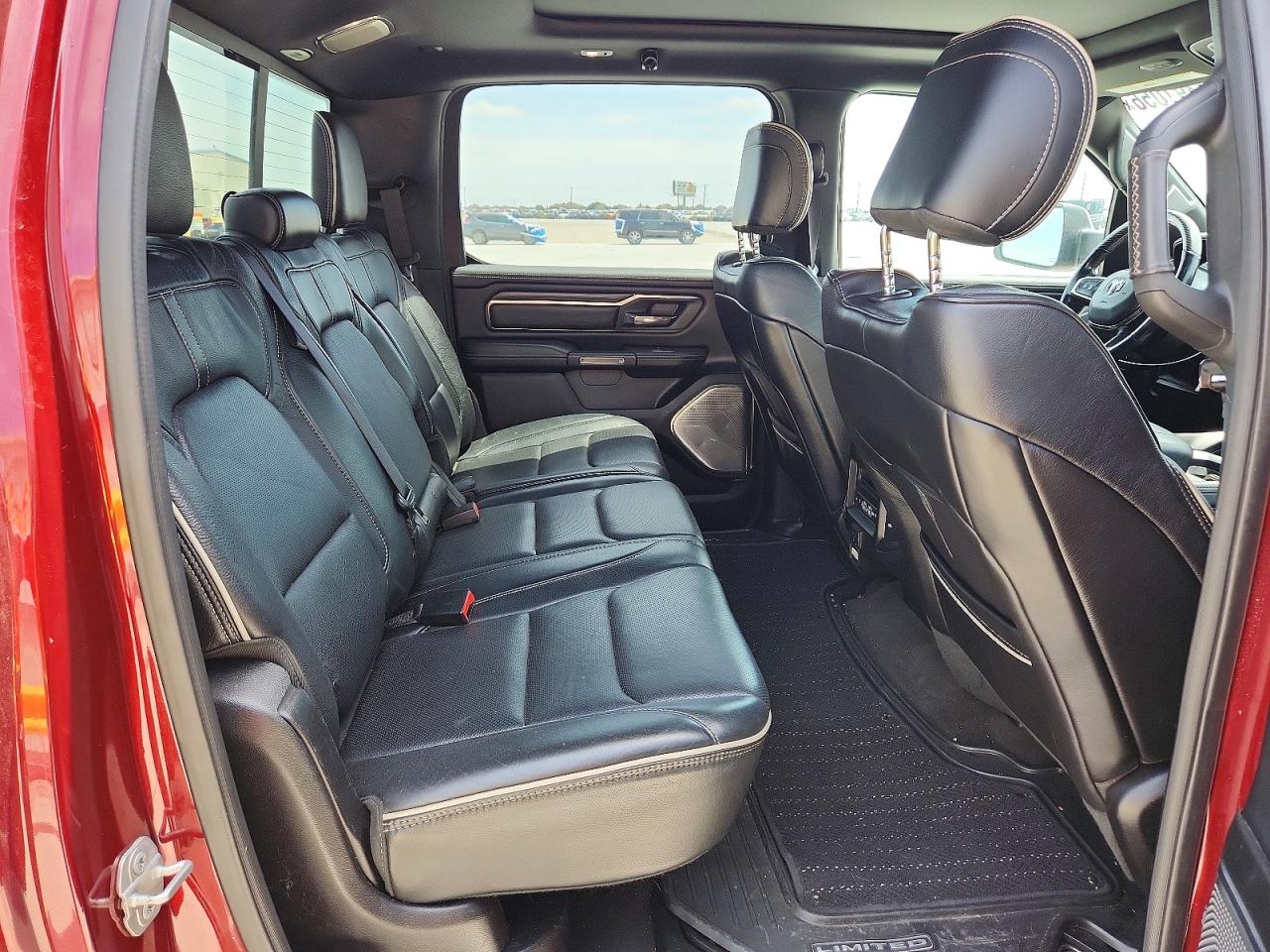2019 RAM 1500 photo 19