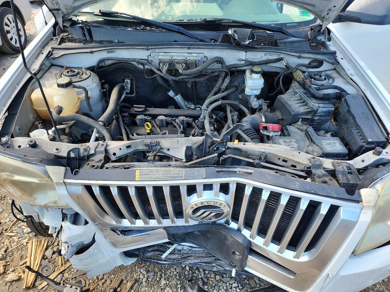 2010 MERCURY MARINER LUXURY photo 34