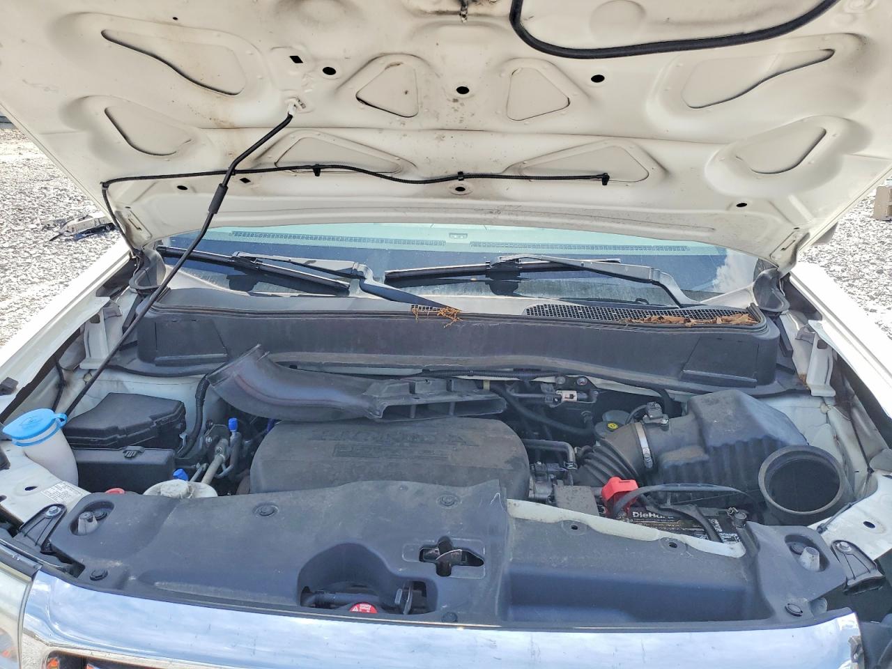 2015 HONDA PILOT LX photo 34