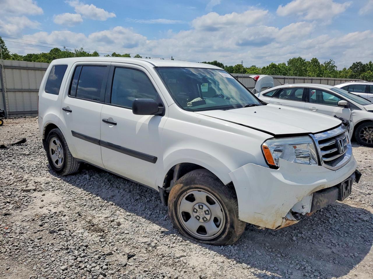 2015 HONDA PILOT LX photo 10
