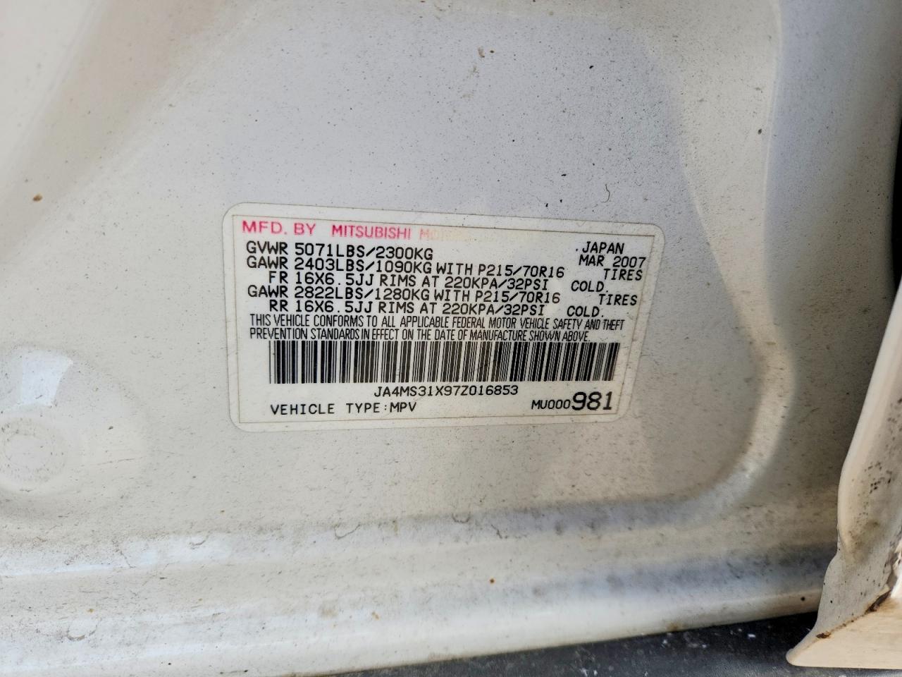 2007 MITSUBISHI OUTLANDER ES photo 34