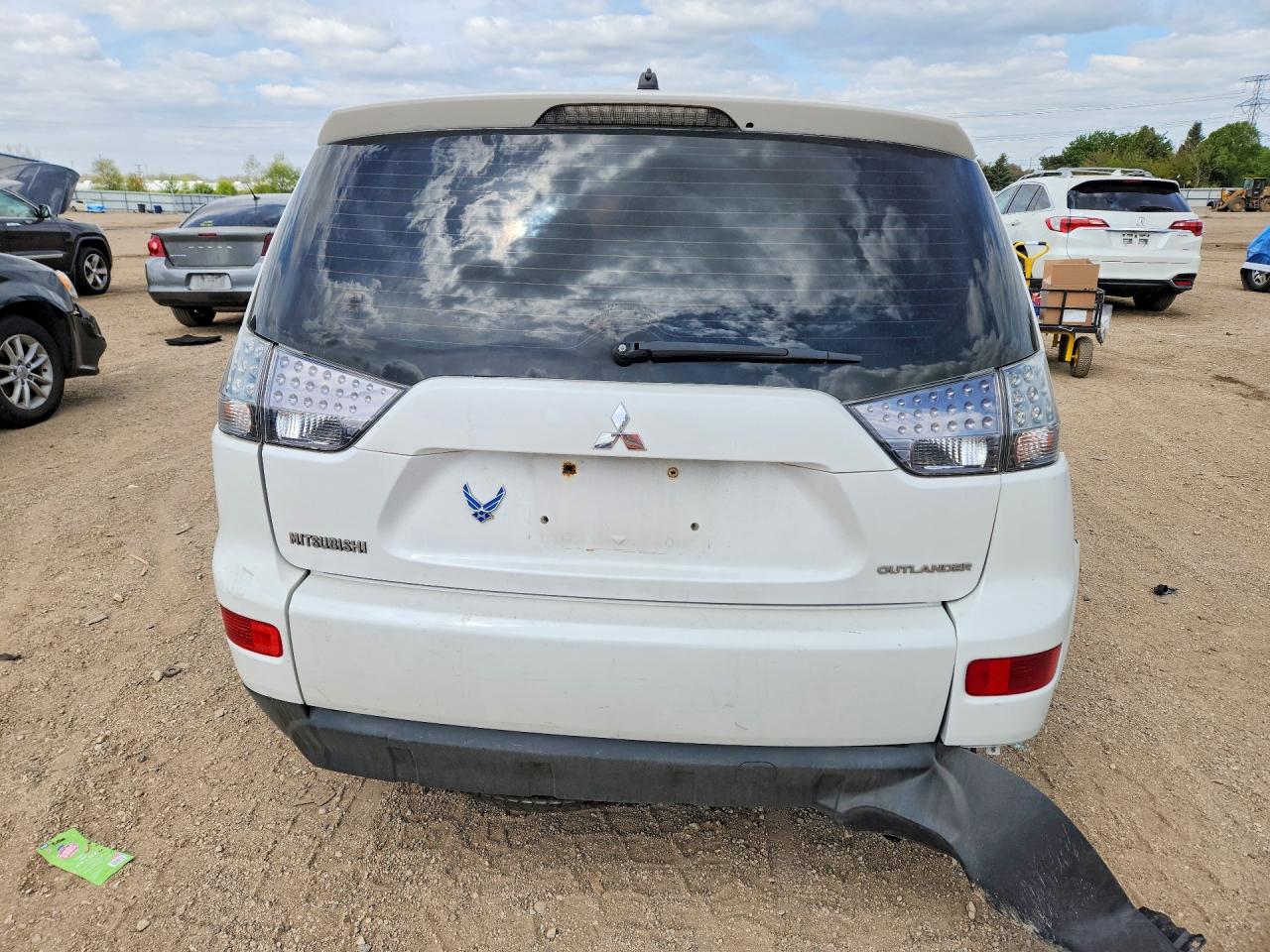 2007 MITSUBISHI OUTLANDER ES photo 16