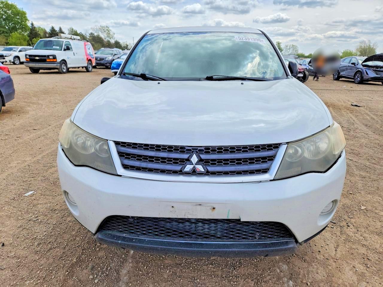 2007 MITSUBISHI OUTLANDER ES photo 13