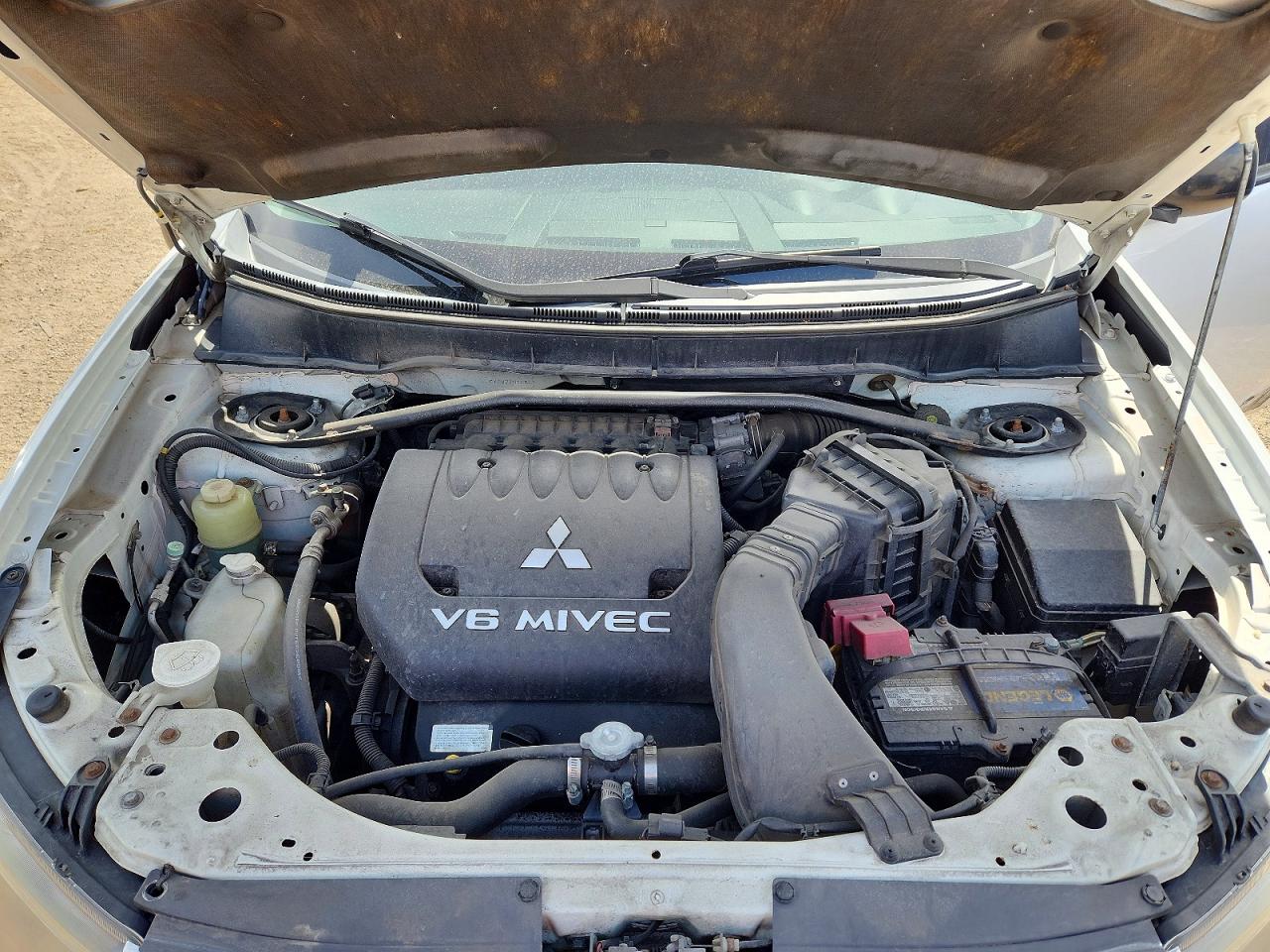 2007 MITSUBISHI OUTLANDER ES photo 31