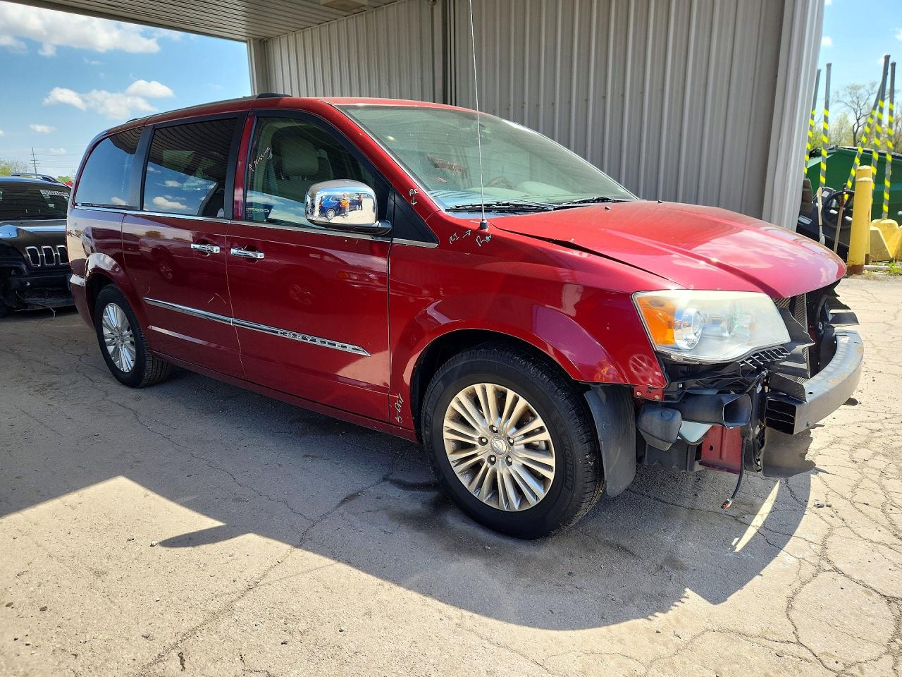 2013 CHRYSLER TOWN & COUNTRY LIMITED photo 7