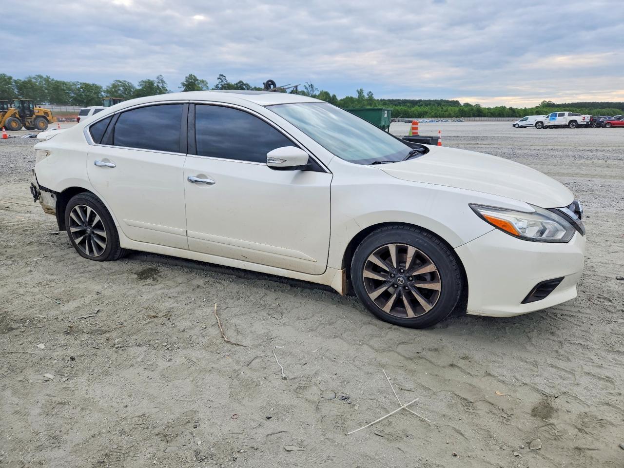 2016 NISSAN ALTIMA 2.5 SV photo 7