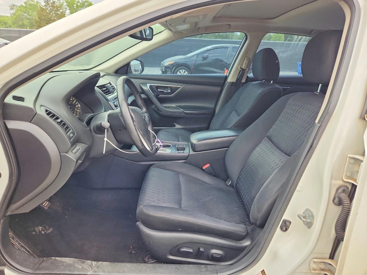 2016 NISSAN ALTIMA 2.5 SV photo 11