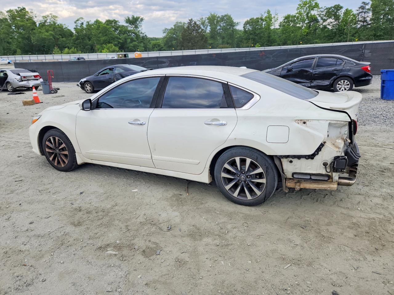 2016 NISSAN ALTIMA 2.5 SV photo 3